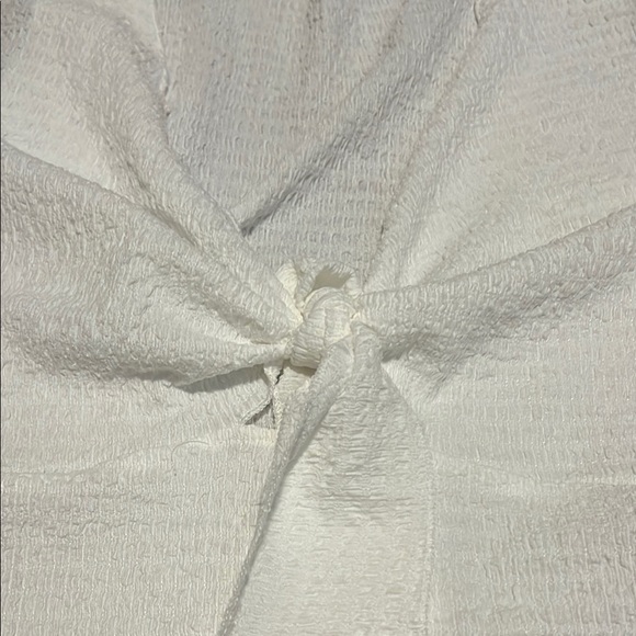 SHEIN White Tie-Front Women's Top - Picture 3 of 6